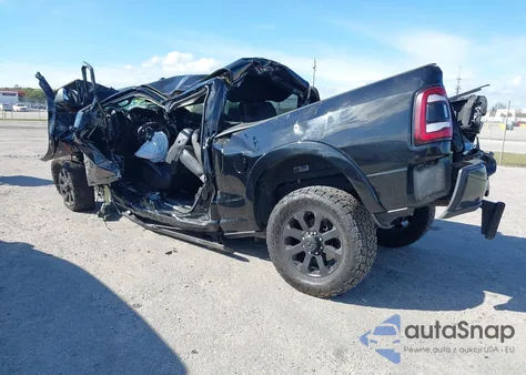 2020 Ram 2500 Laramie 4X4 6'4 Box z USA, uszkodzony, nr VIN 3C6UR5FL3LG150973